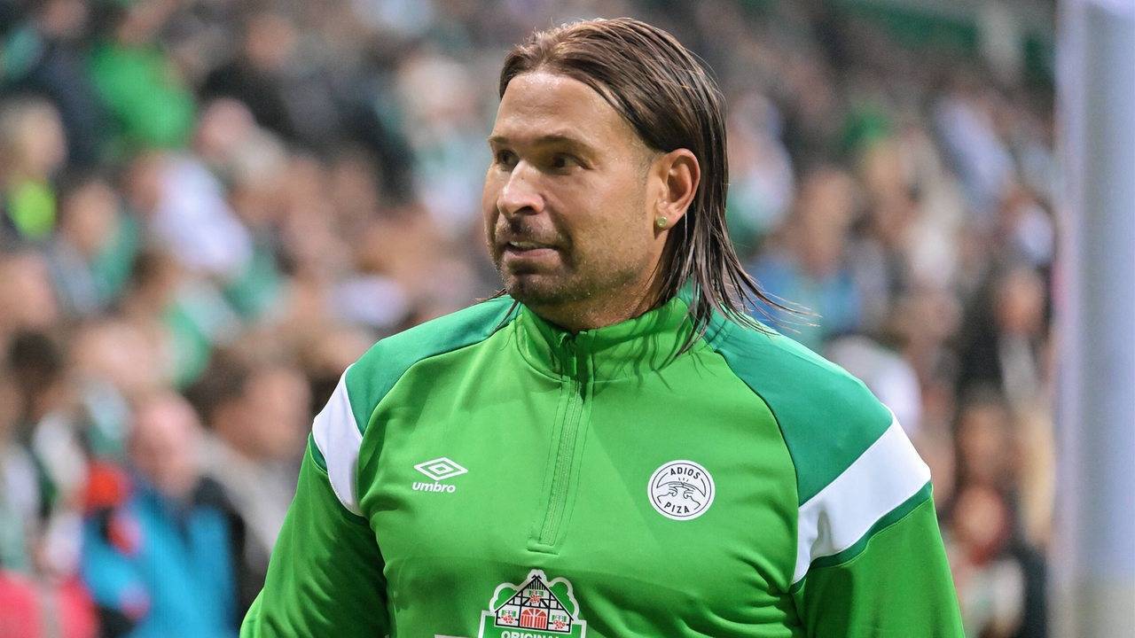 19 Tim Wiese