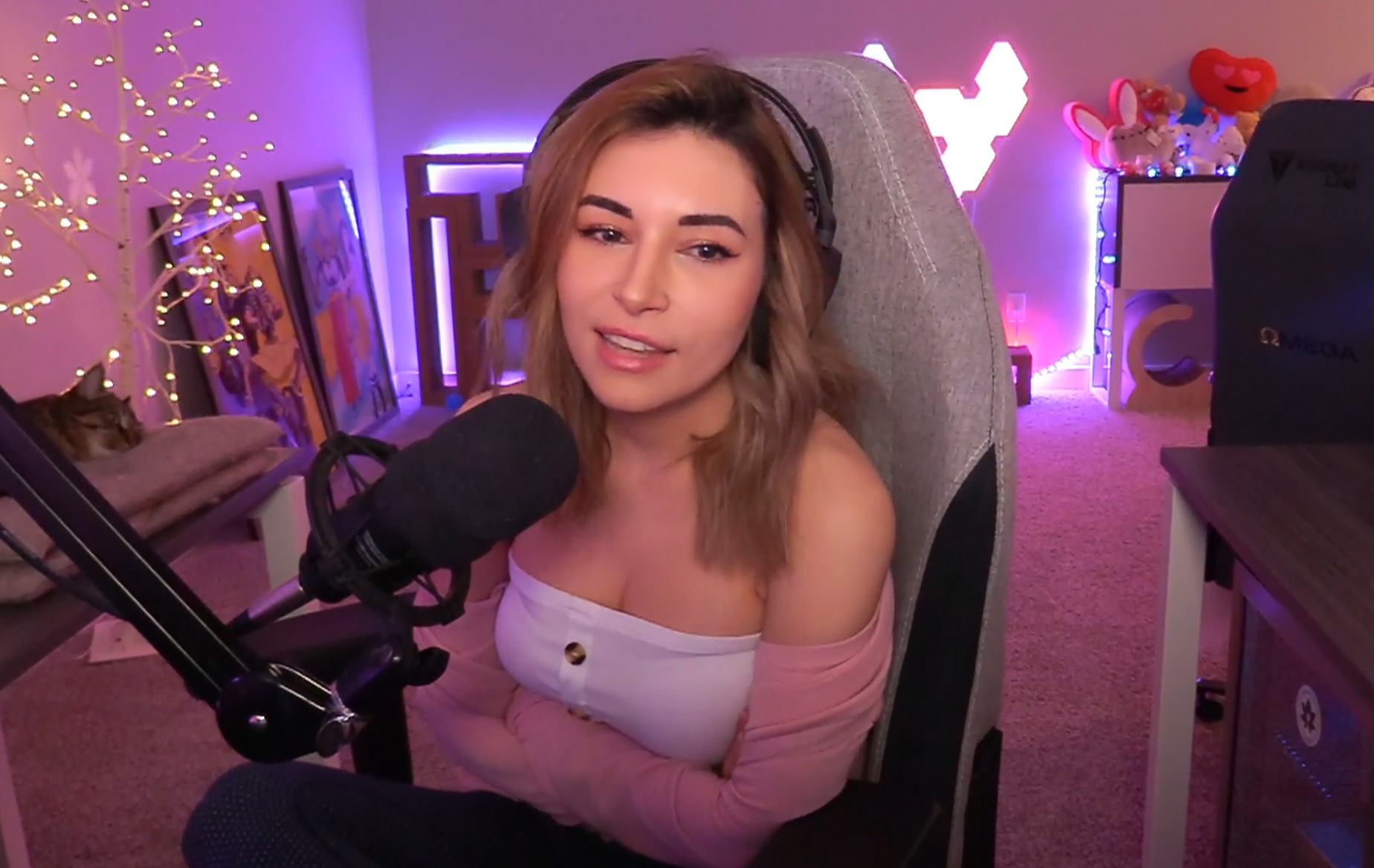 Sex Sells The Biggest Twitch Stars With OnlyFans (2024) EarlyGame(01)
