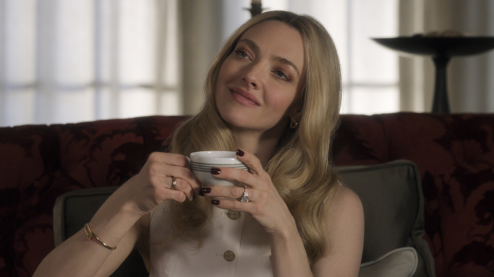 Amanda Seyfried The Housemaid cropped processed by imagy