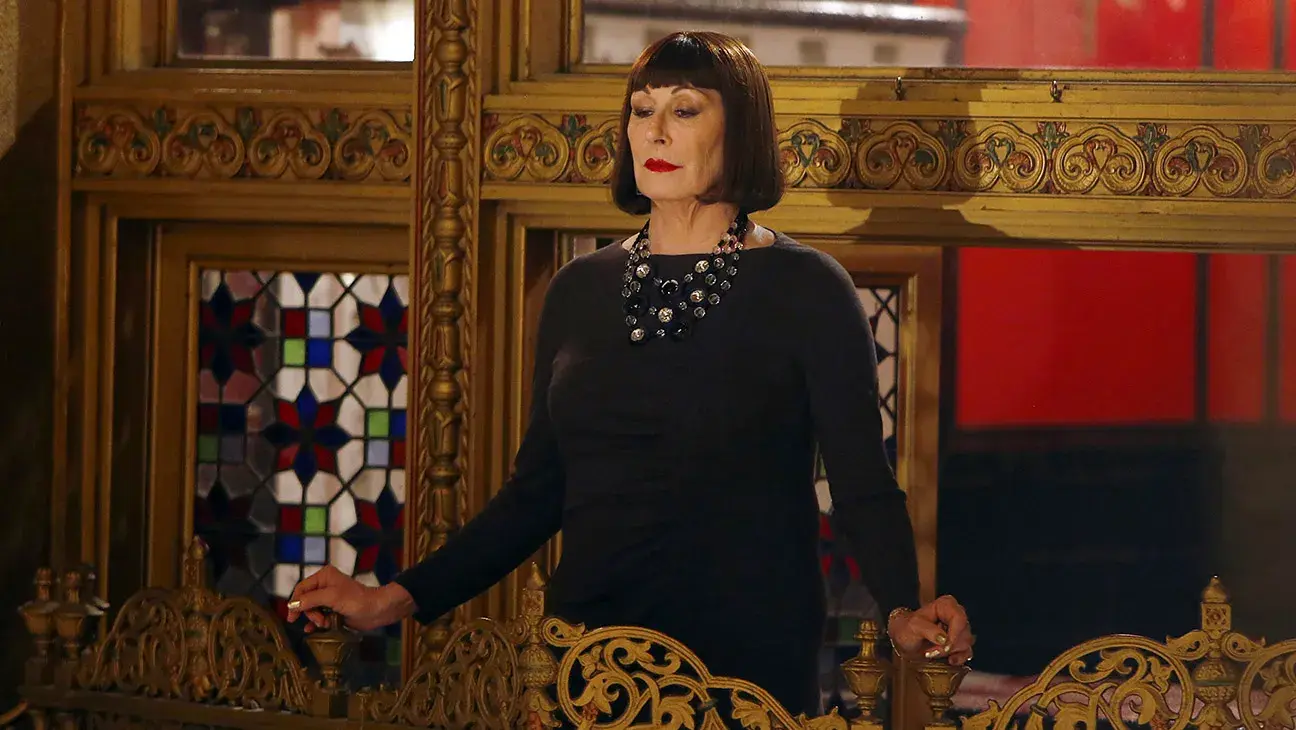 Angelica Huston