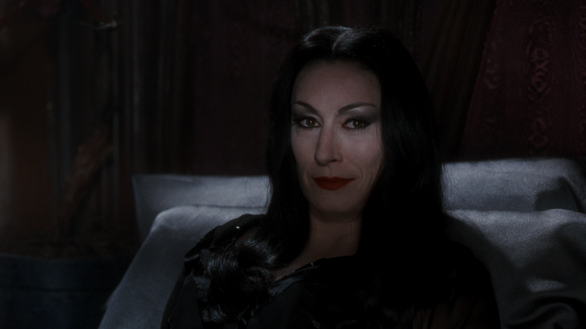 Anjelica Huston The Addams Family 1991