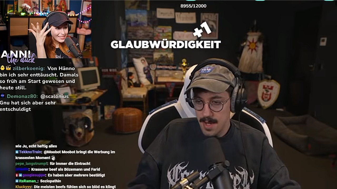 Anni The Duck Twitch