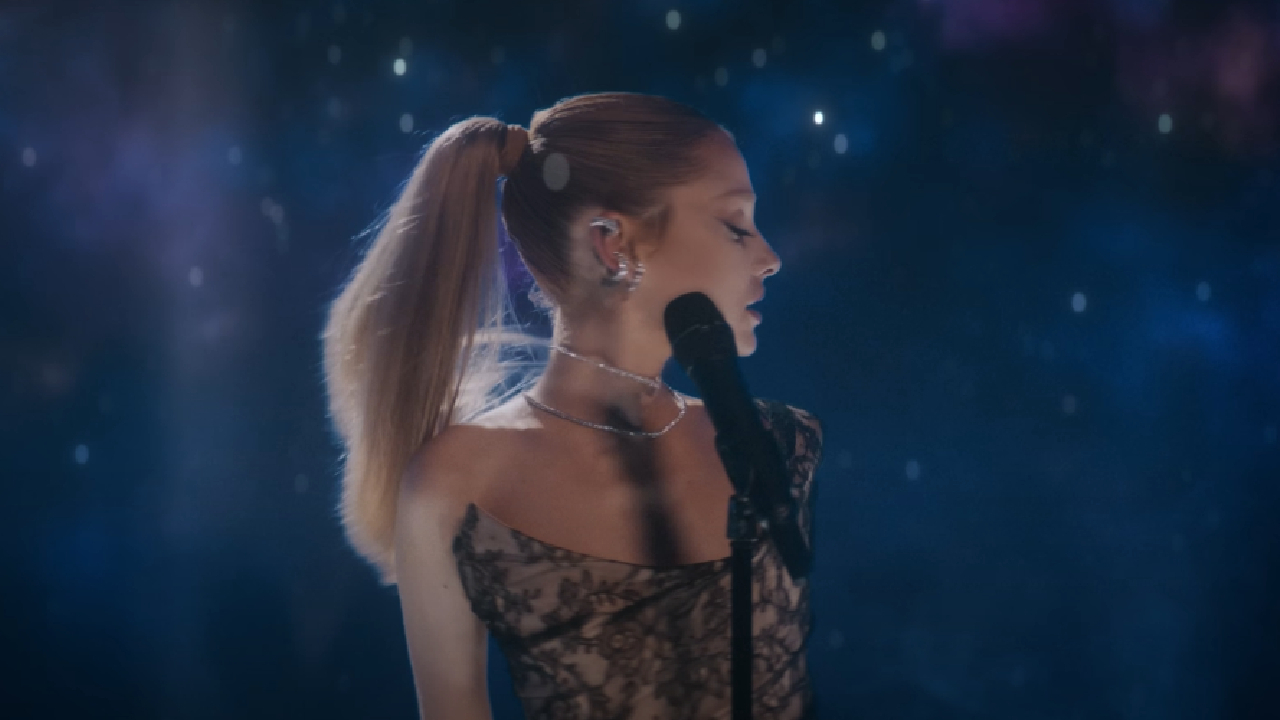 Ariana Grande Tour Announcement