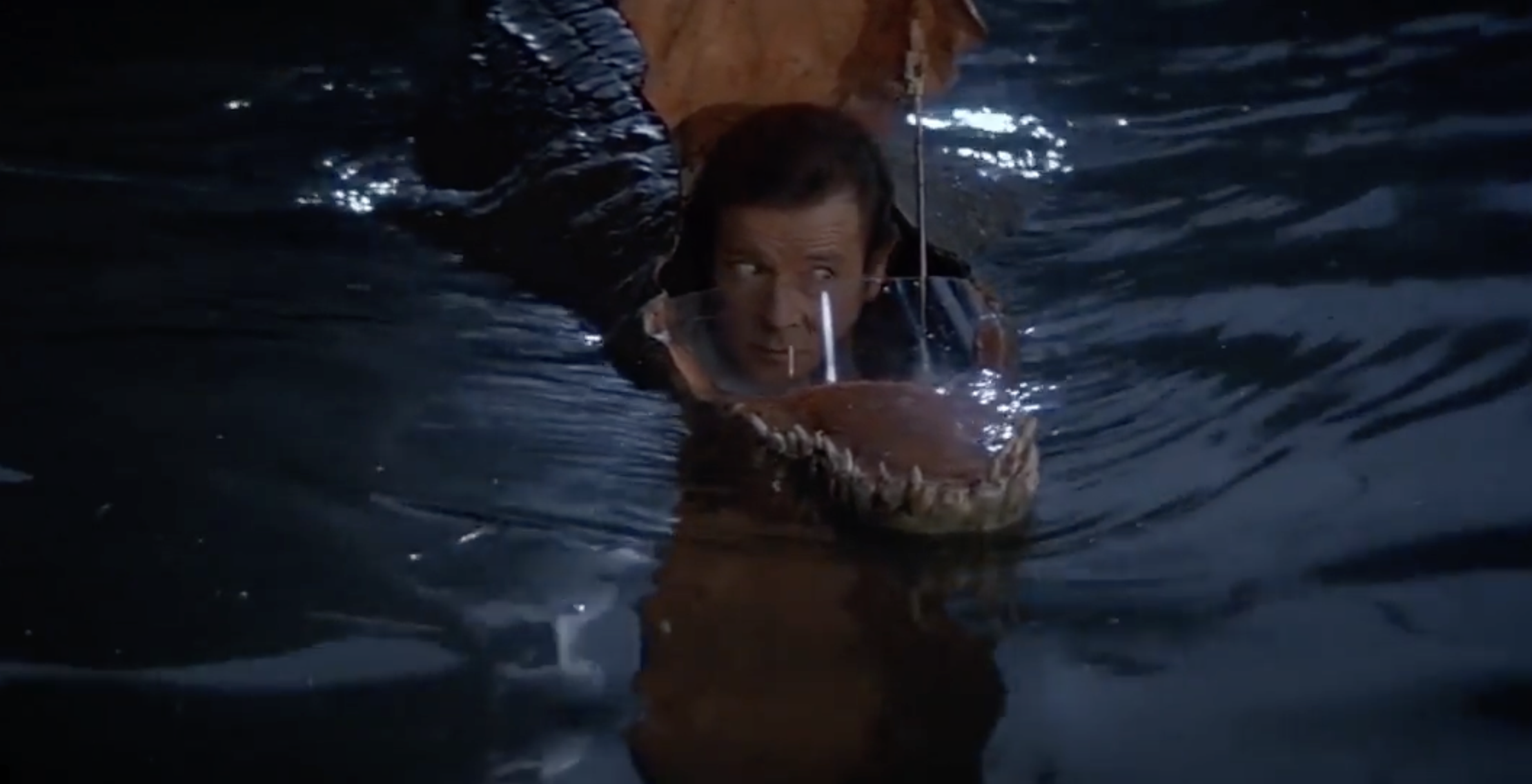 Best James Bond Gadgets Crocodile Submarine