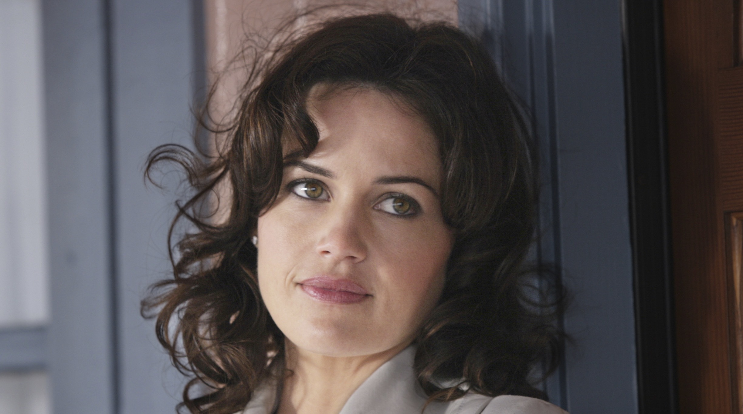Carla Gugino