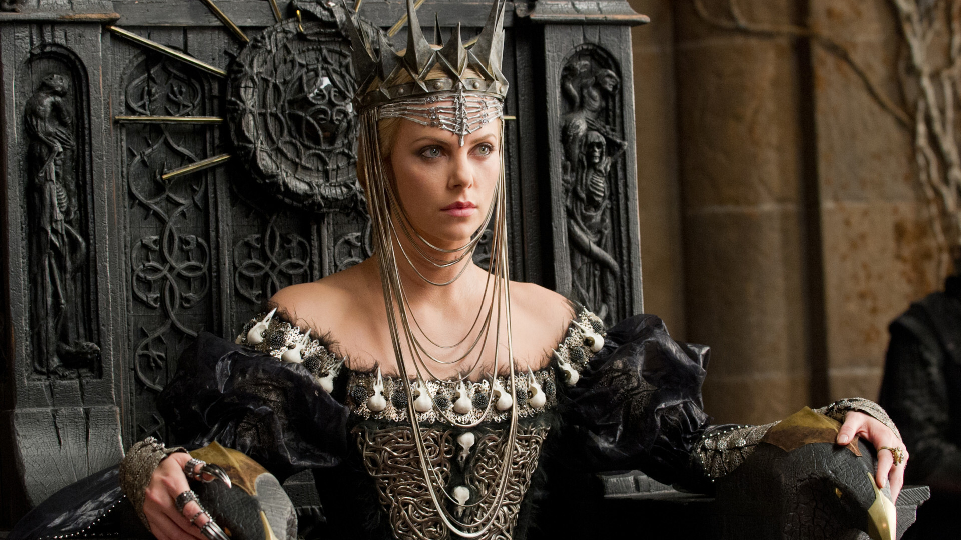 Charlize Theron Snow White And The Huntsman