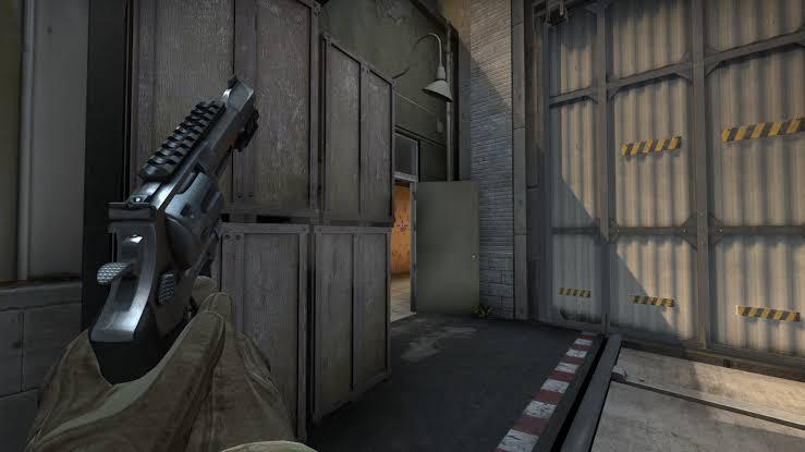 Counter Strike Global Offensive 2012 Winter Update R8 Revolver