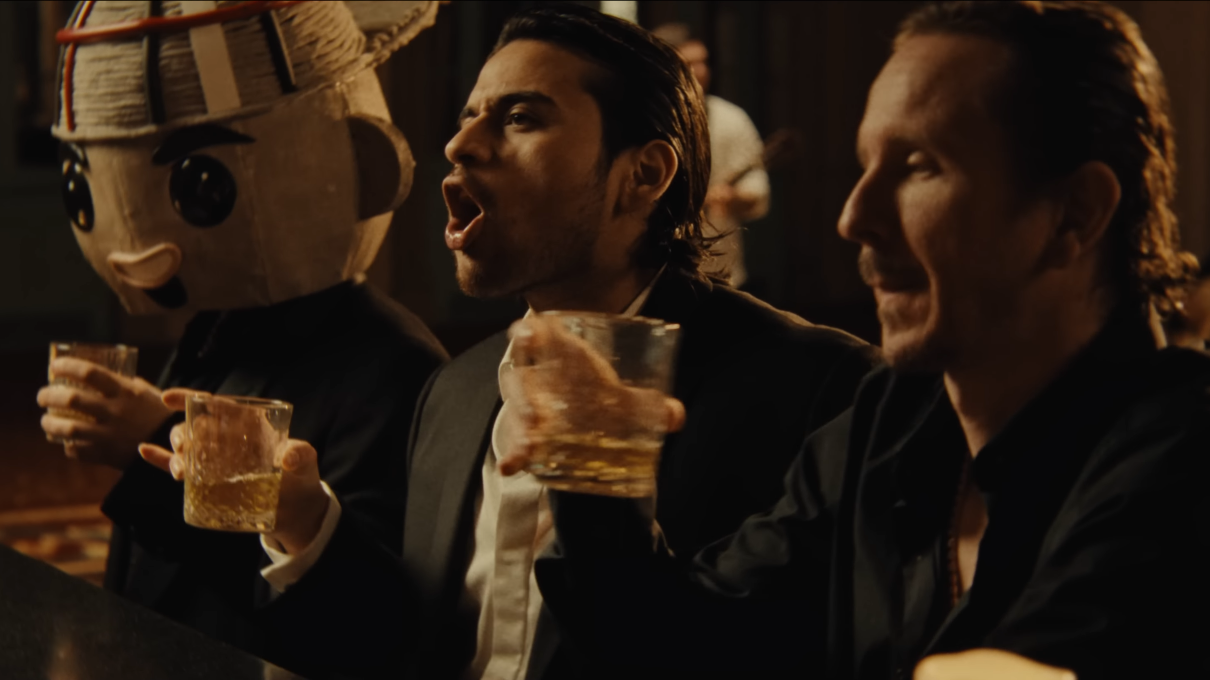 Cropped Fuerza Regida