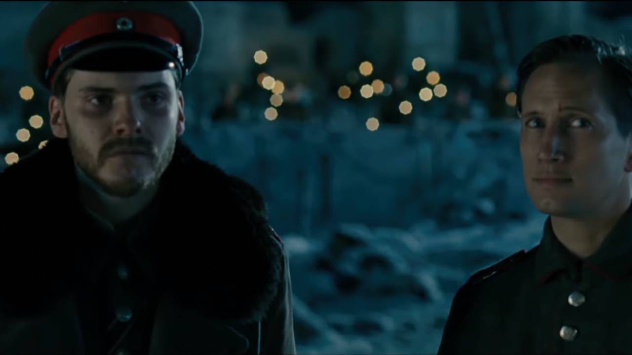 Daniel Brühl Merry Christmas