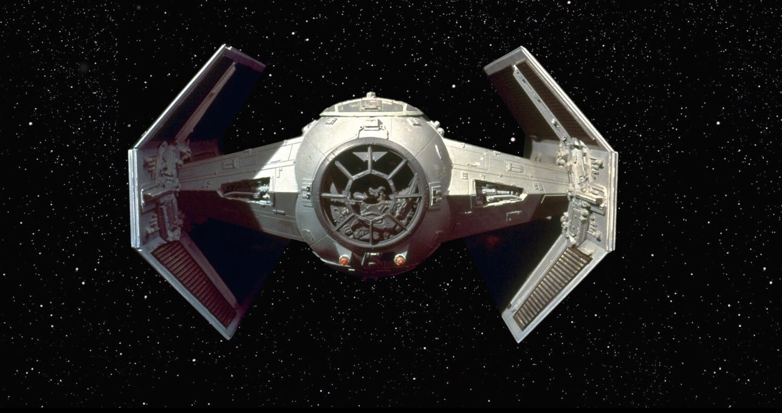 Darth Vaders TIE Advanced