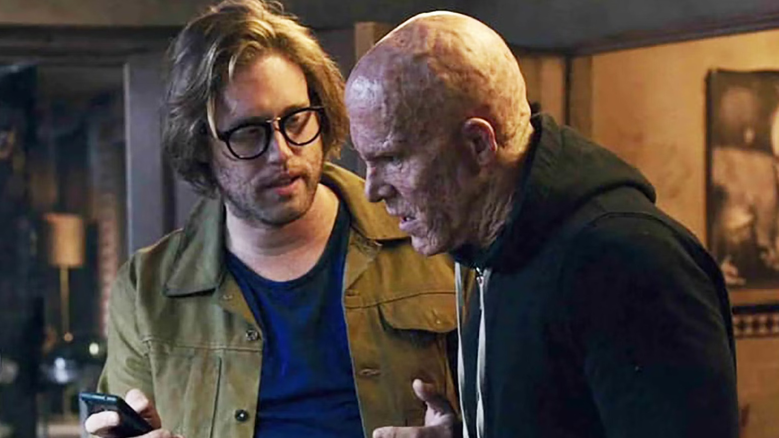 Deadpool 2016 Ryan Reynolds and T J Miller cropped processed by imagy