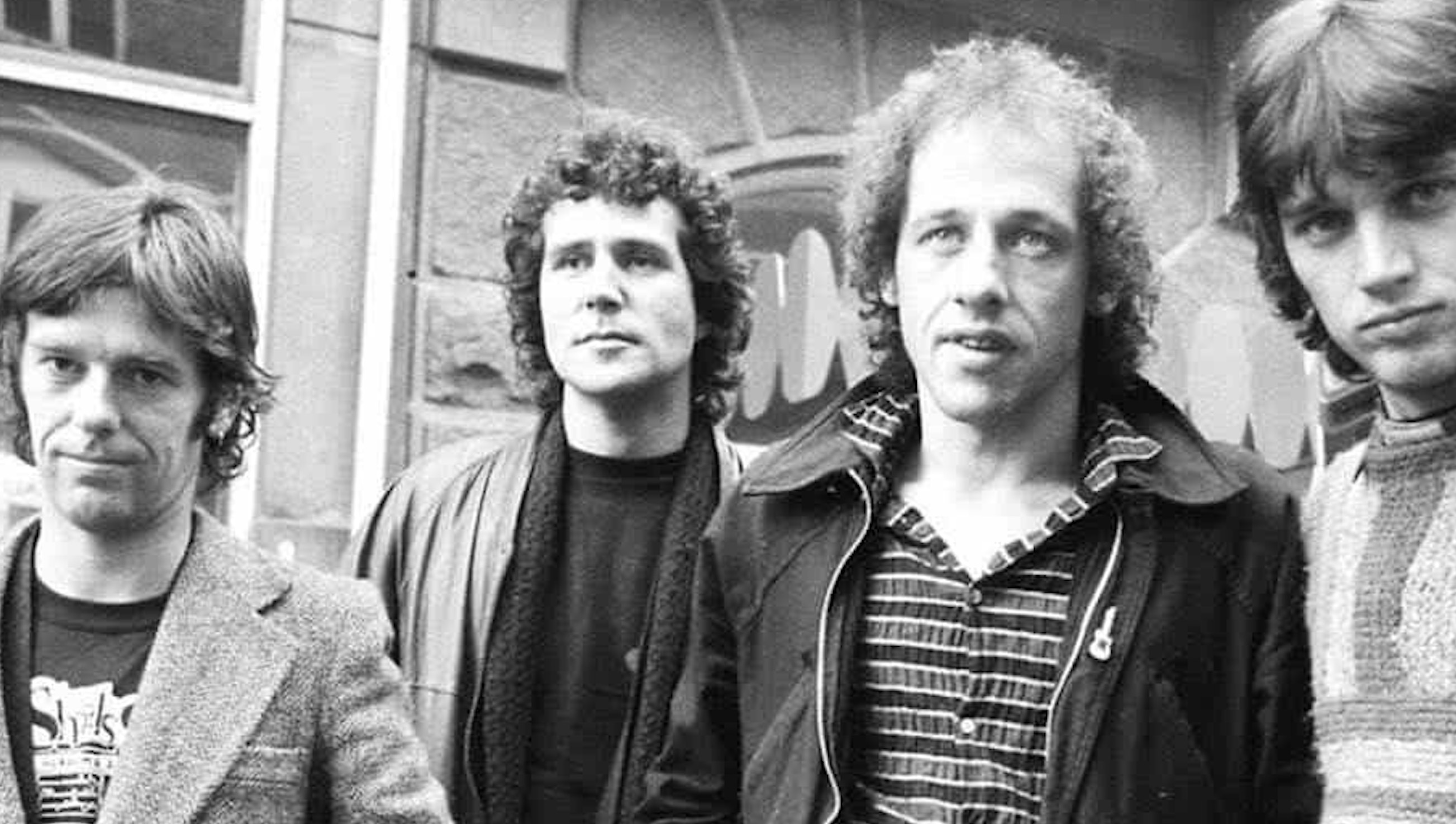 Dire Straits