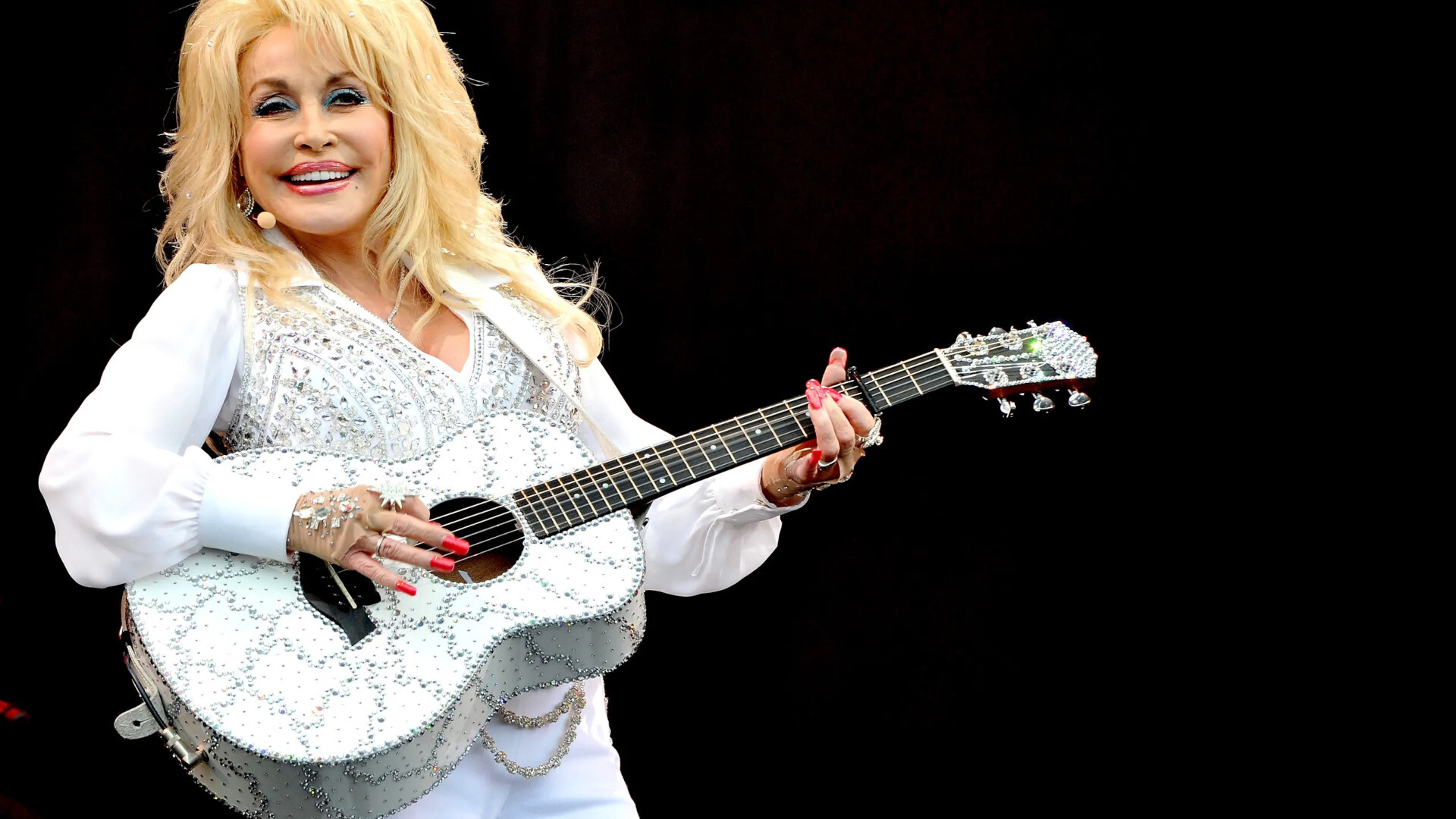 Dolly Parton First Guitar