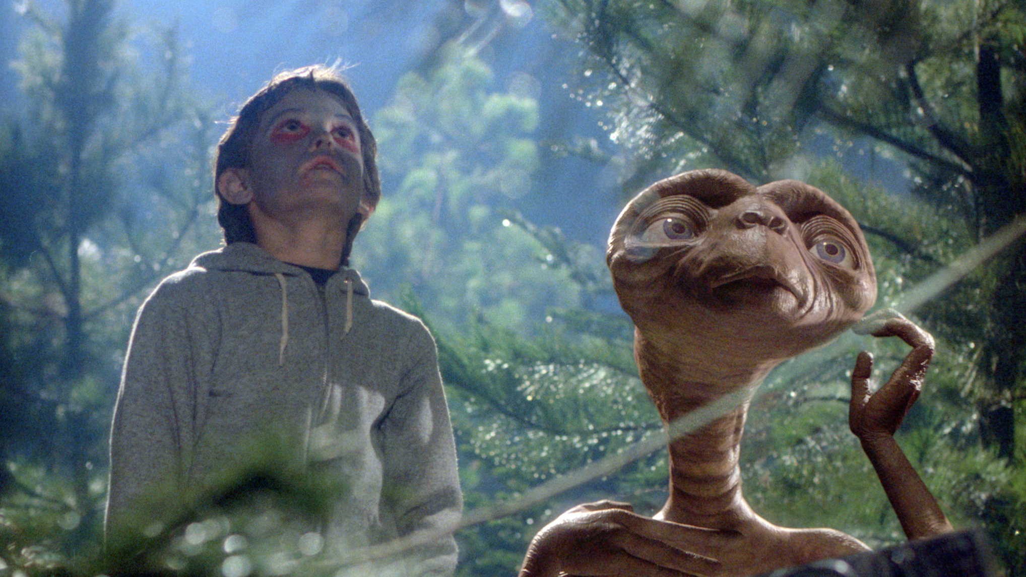 E T the Extra Terrestrial 1982 cropped processed by imagy