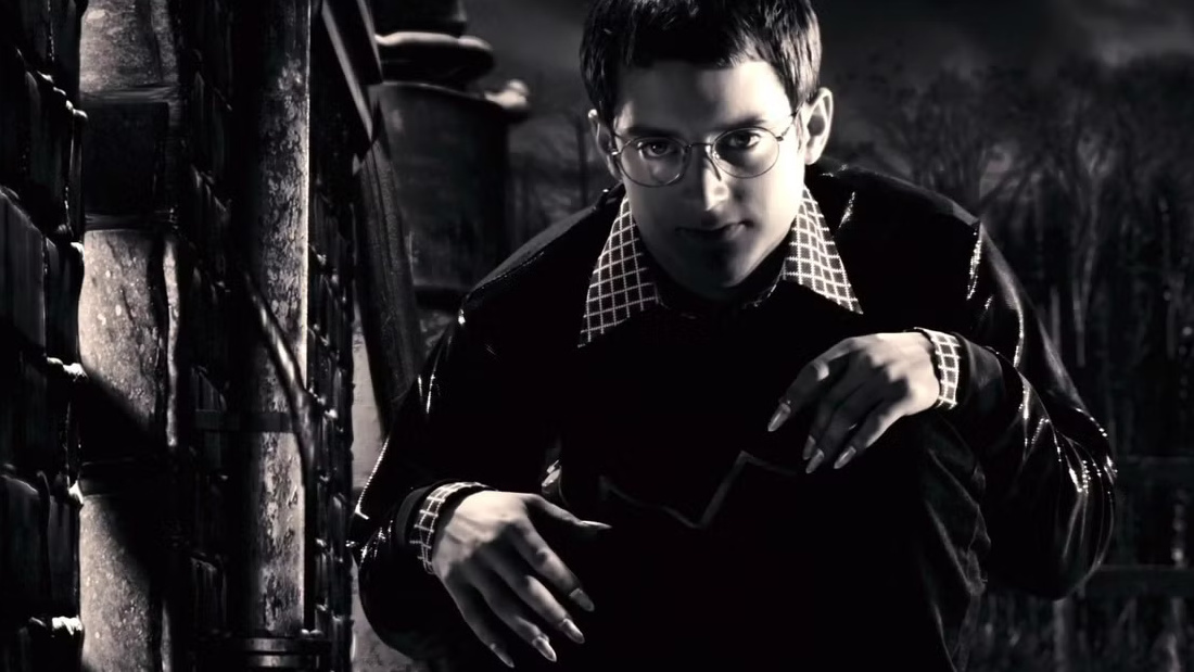 Elijah Wood in Sin City cropped processed by imagy