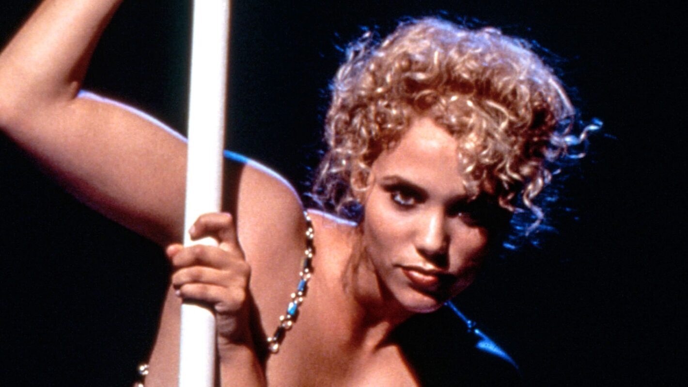 Elizabeth Berkley Showgirls 1995