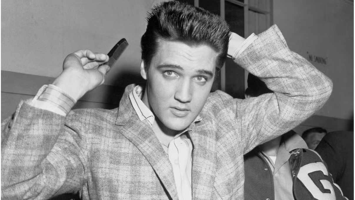 Elvis Presley cropped processed by imagy