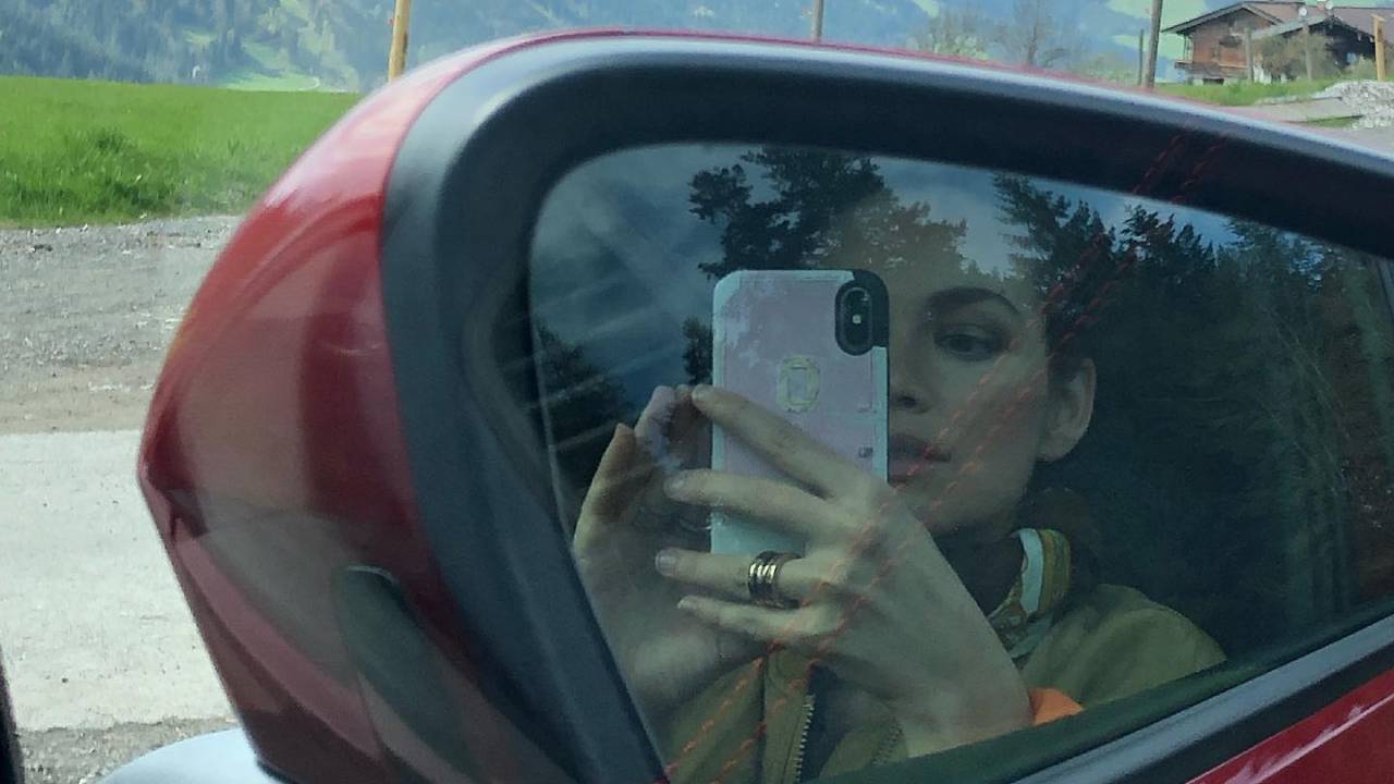 Emilia Schüle Instagram