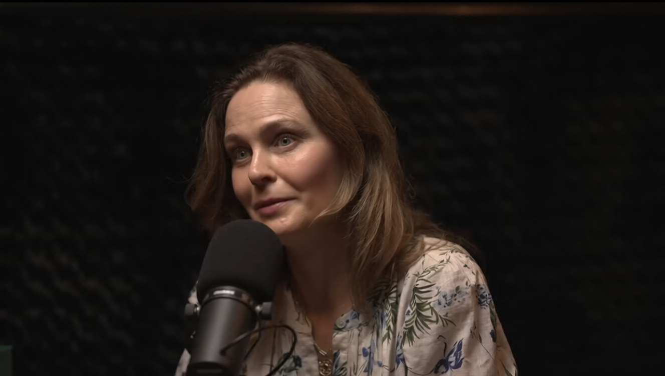 Emily Deschanel