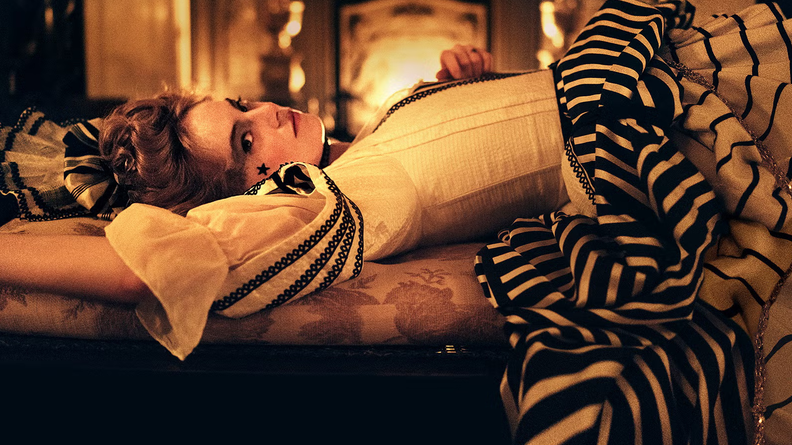 Emma Stone The Favourite cropped processed by imagy