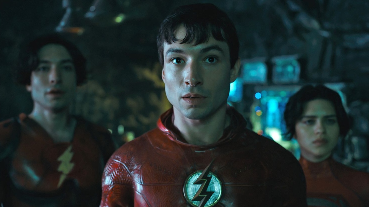 Ezra Miller as Barry Allen in The Flash cropped processed by imagy