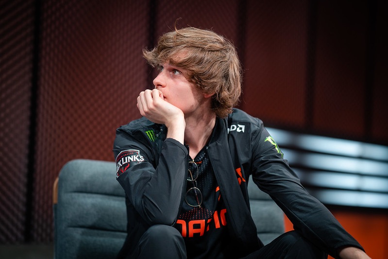 FNC Upset 3012