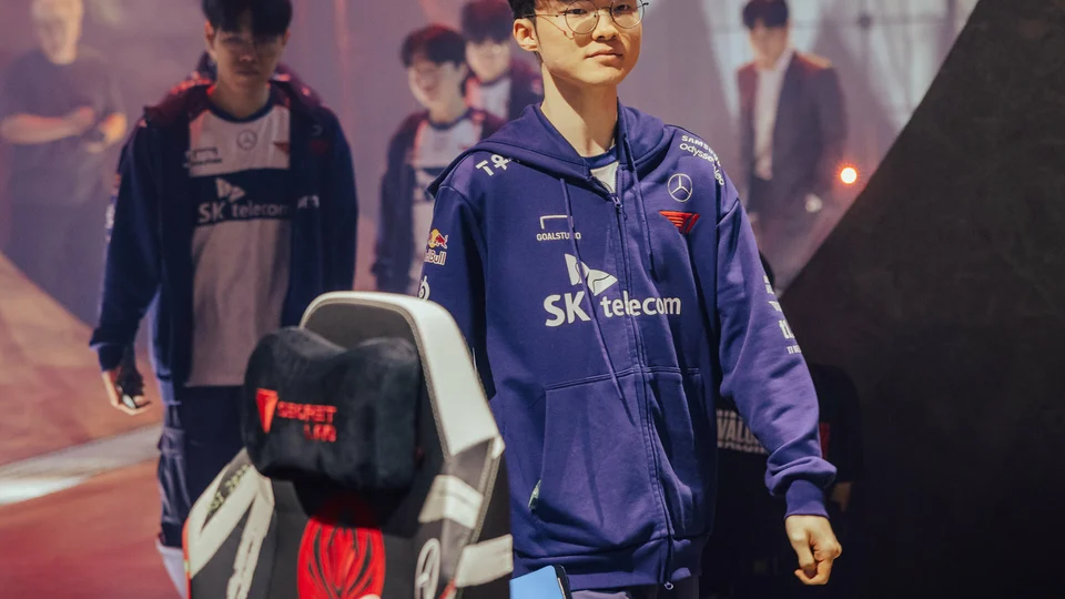 T1's Faker to take break due to arm injury, academy player to