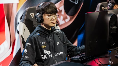 Faker Worlds 2022 vs FNC