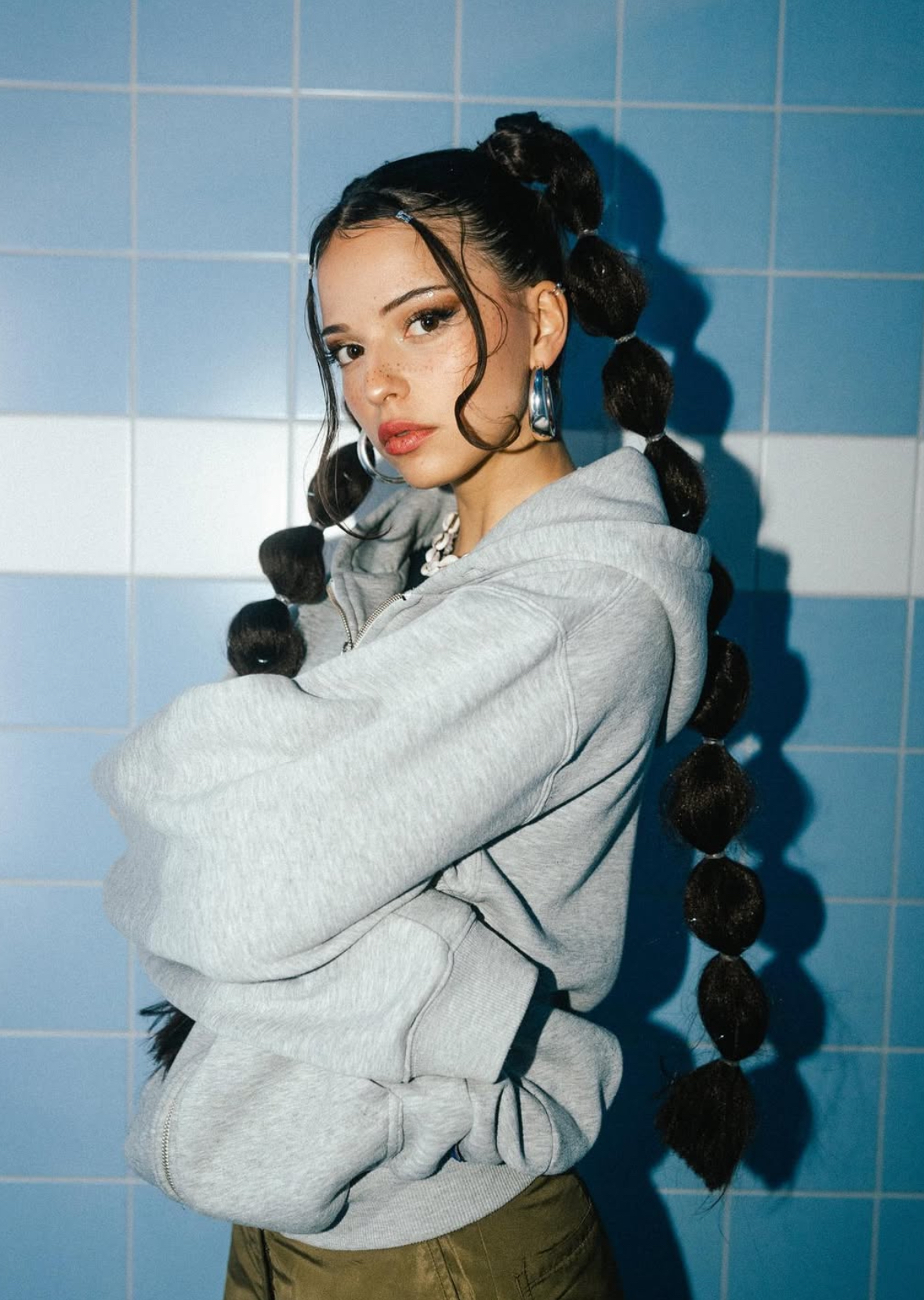 Fakten über Nina chuba 2