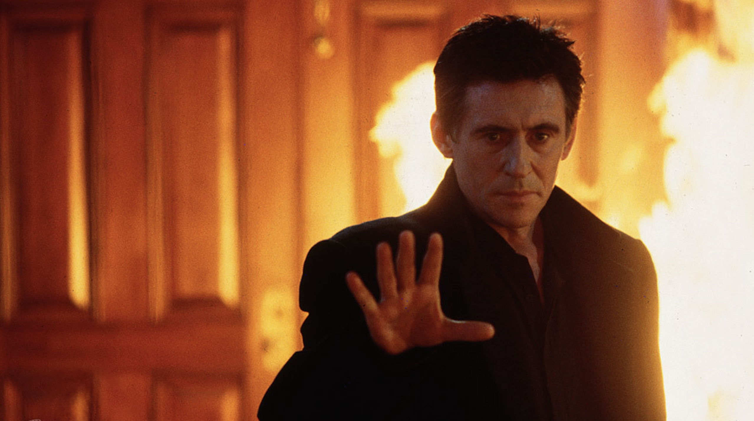 Gabriel Byrne in End of Days