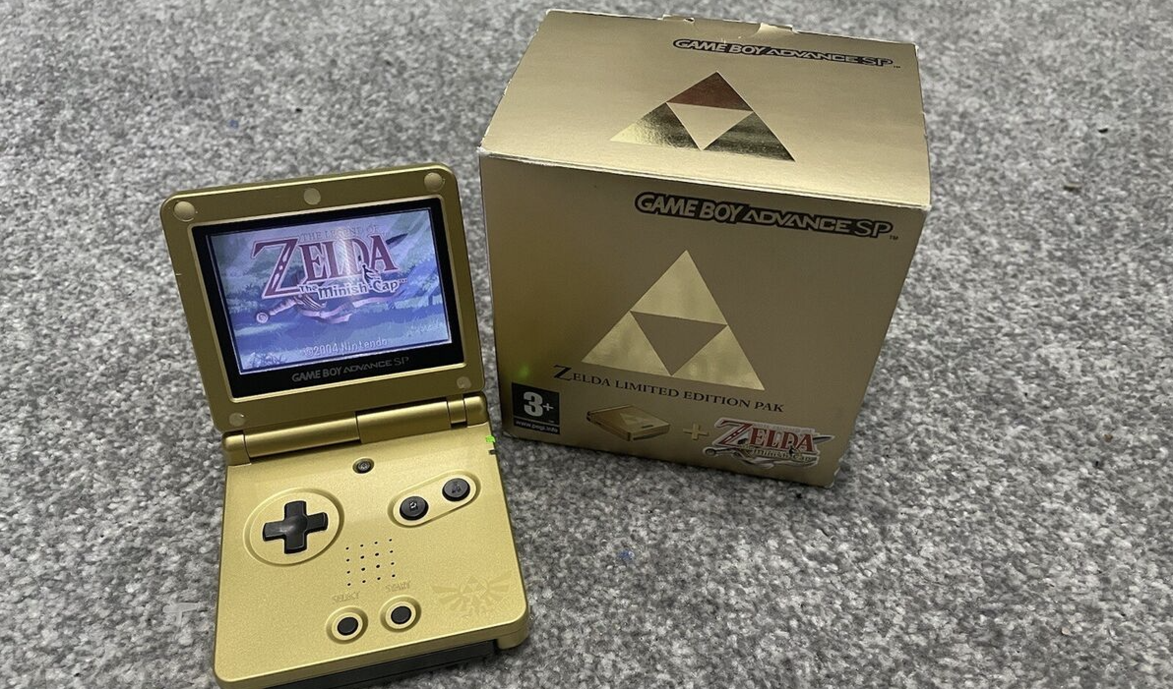 Gold Minish Cap Game Boy Advance SP