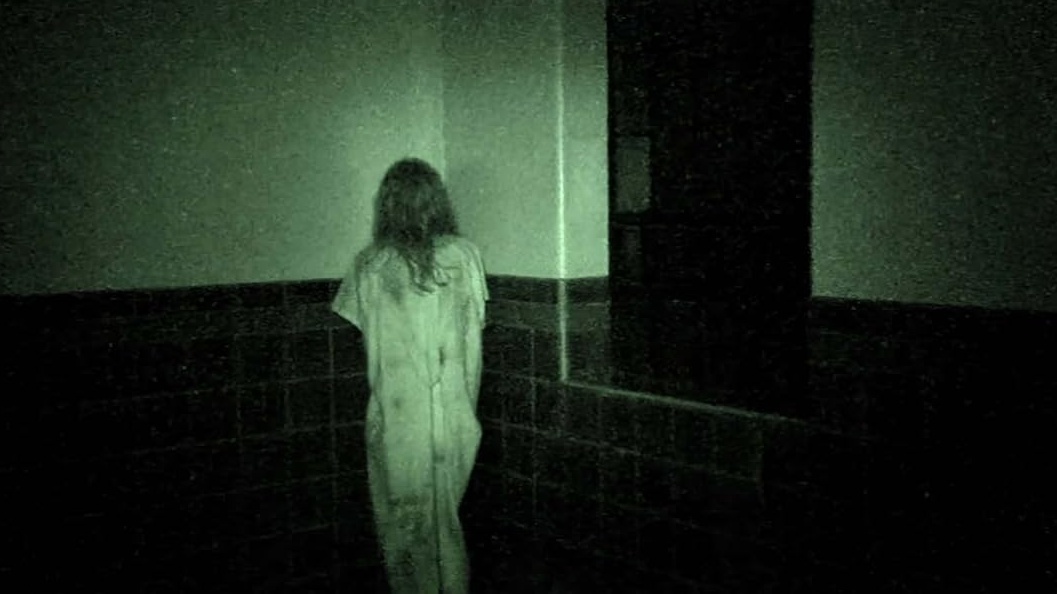 Grave Encounters 2011 1