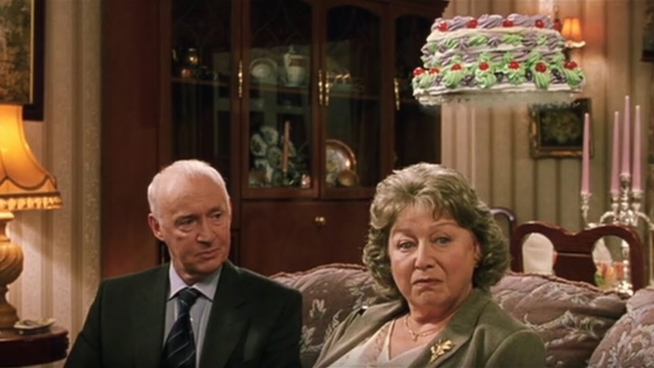 Harry Potter and the Chamber of Secrets 2002 cake scene