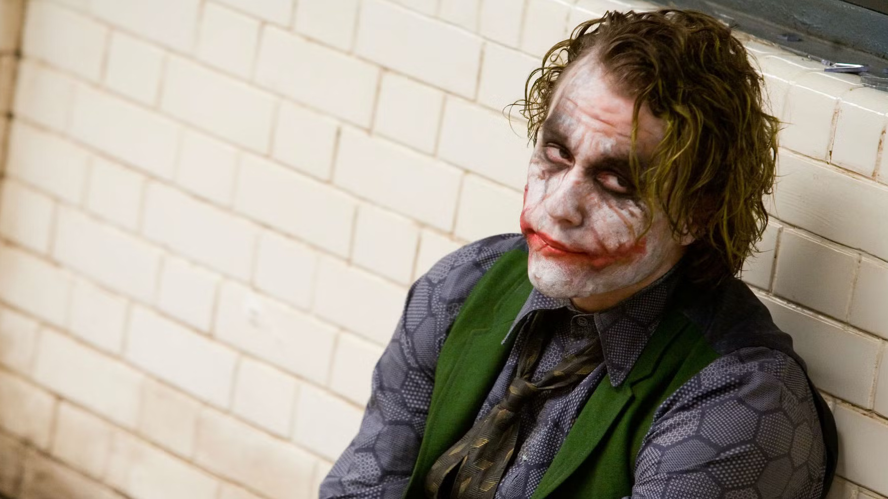 Heath Ledger as Joker in The Dark Knight cropped processed by imagy