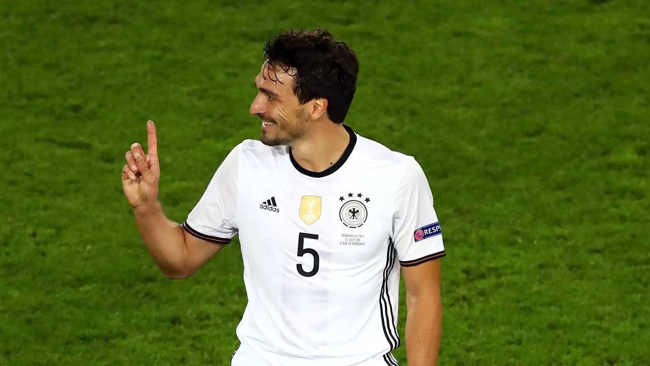 Hummels 9