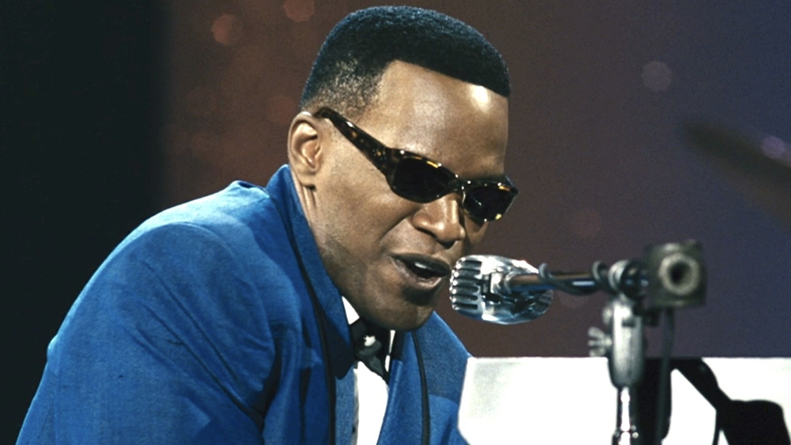 Jamie Foxx in Ray