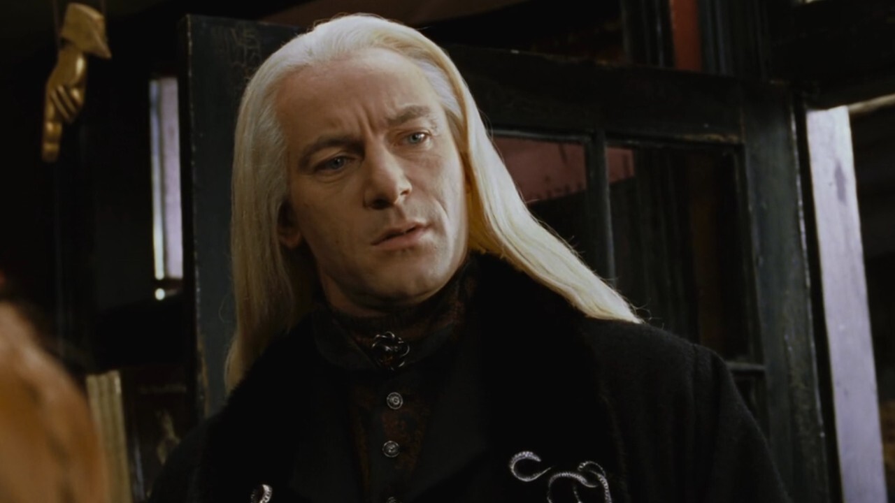 Jason Isaacs