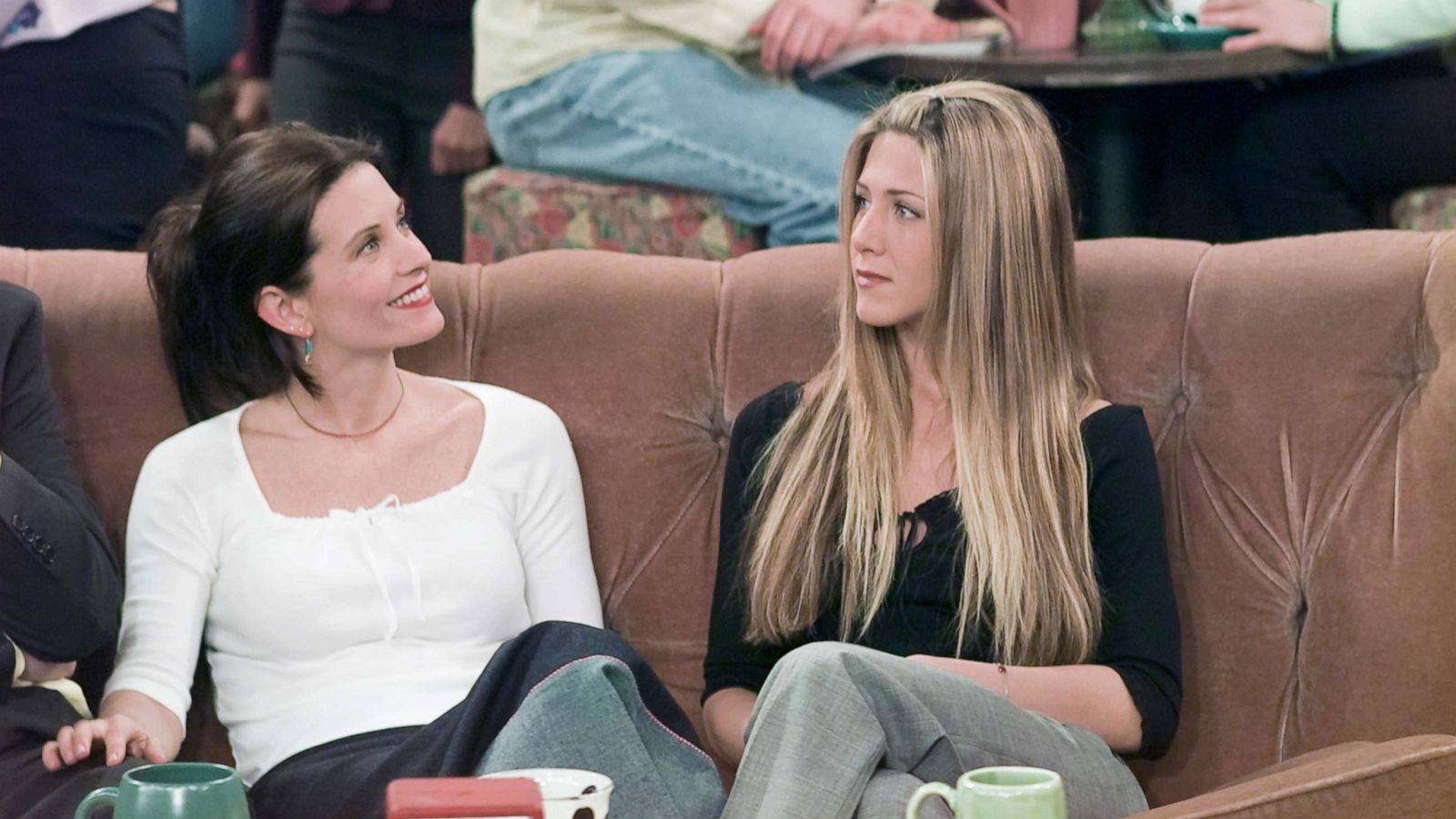 Jennifer Aniston and Courteney Cox