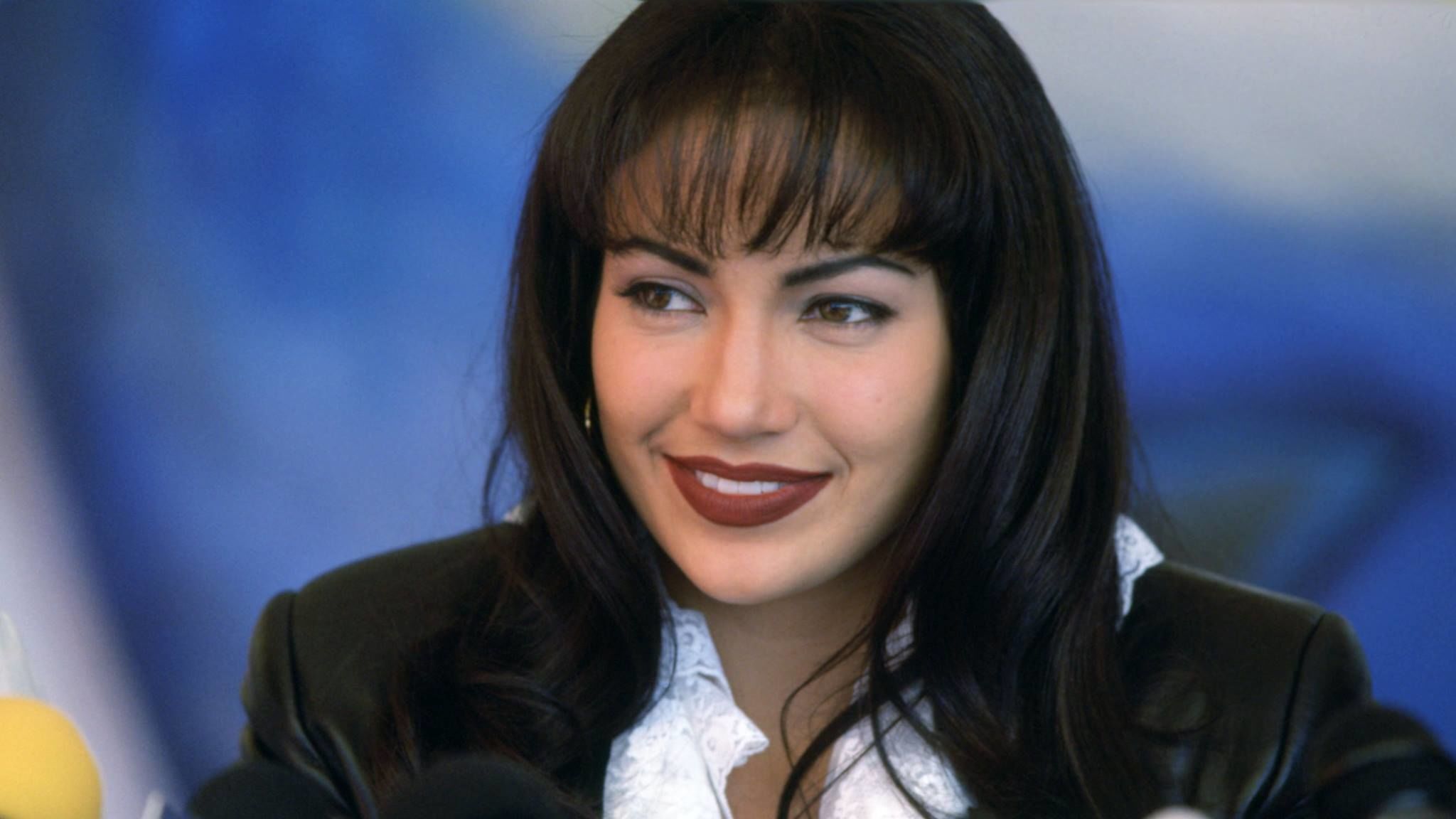 Jennifer Lopez is amazing Selena