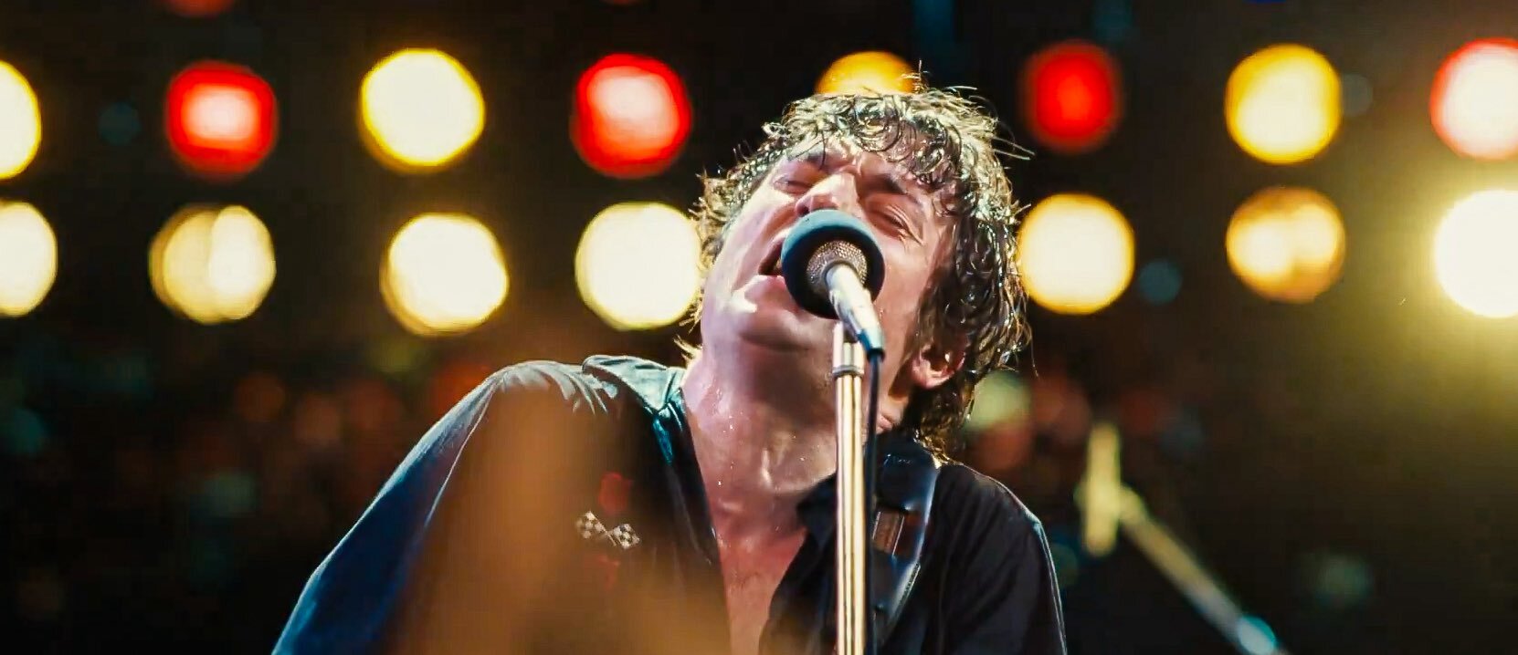 Jeremy Allen White As Bruce Springsteen tn