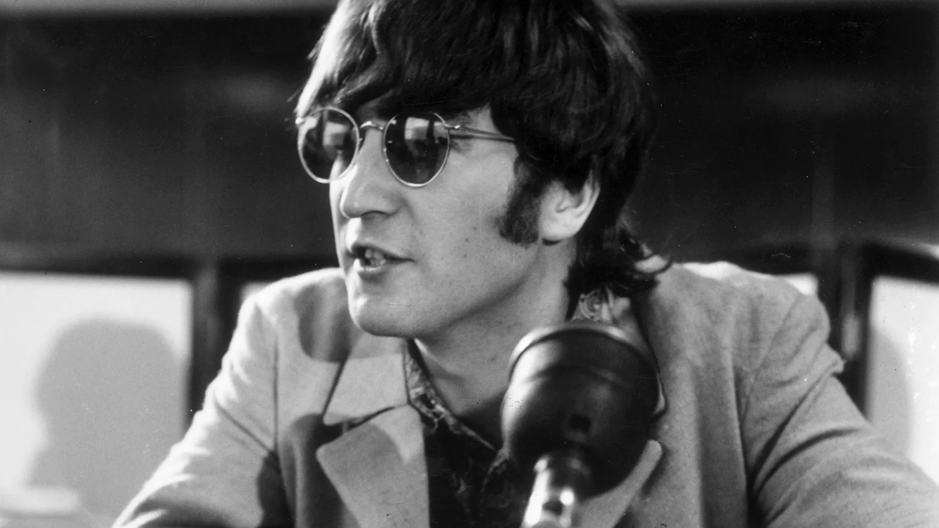 John Lennon cropped processed by imagy