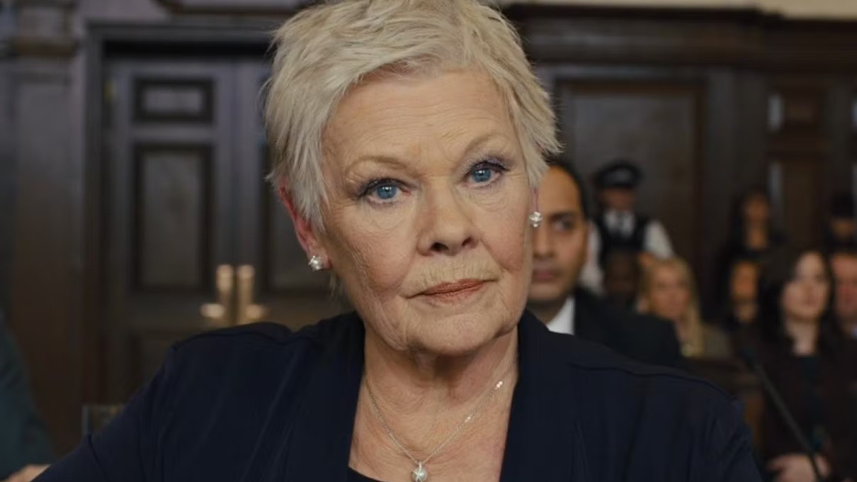 Judi Dench Skyfall 1