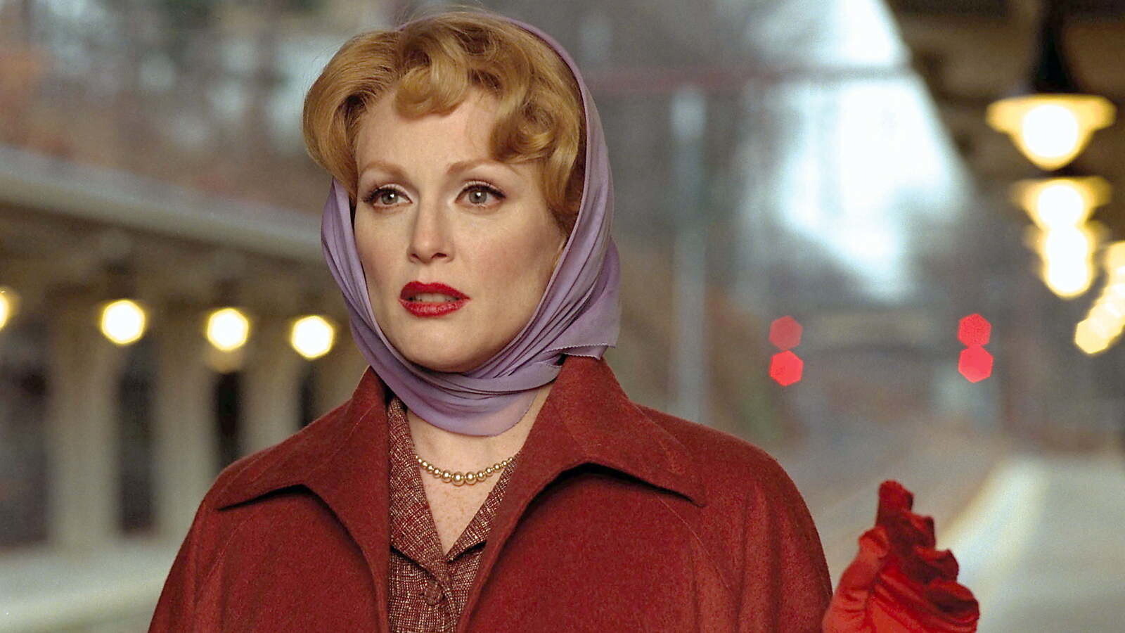 Julianne Moore Far from Heaven