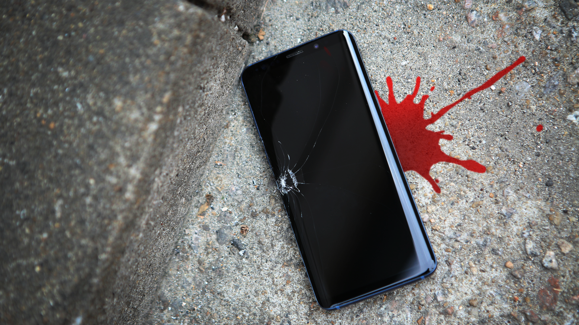 Junge sturzt in Schacht pexels