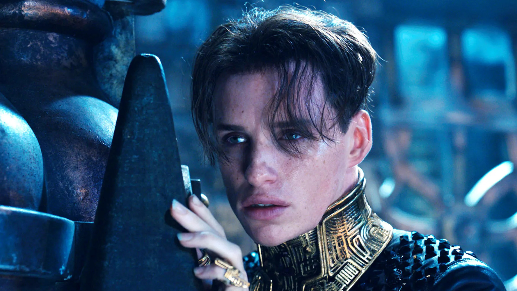 Jupiter Ascending Eddie Redmayne cropped processed by imagy