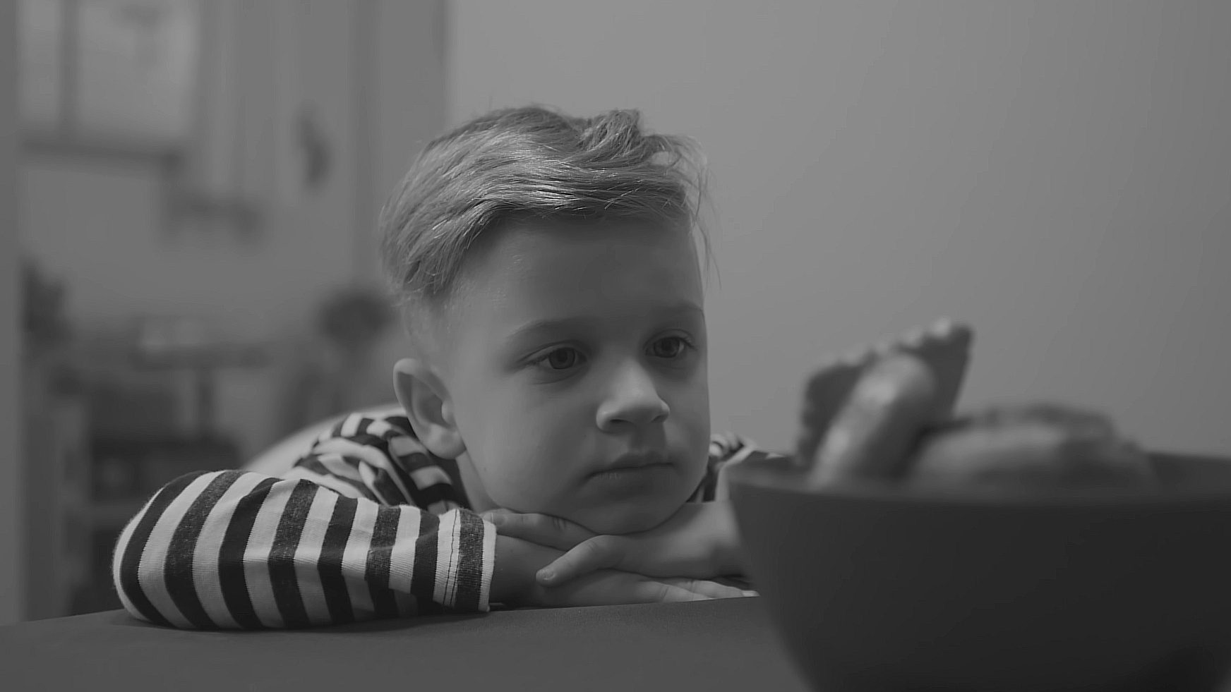 Kids Diana Show cropped processed by imagy