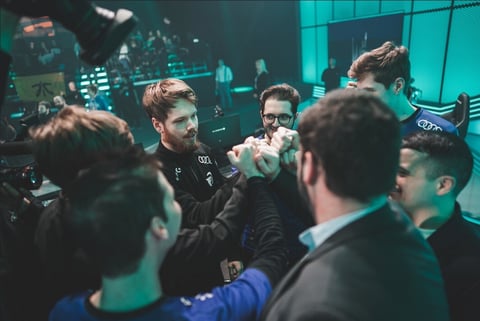 LEC Week 5 Day 1 origen team pile