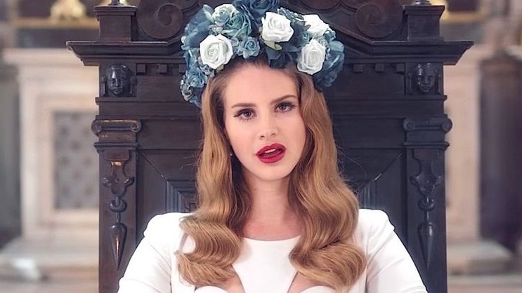 Lana Del Rey born to die cropped processed by imagy