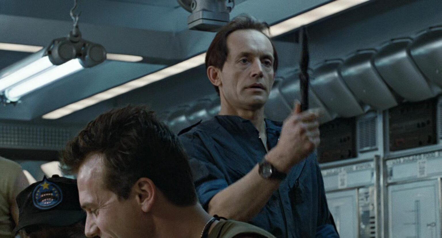 Lance Henriksen
