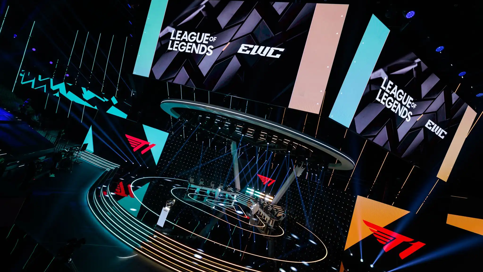 Lo L EWC Stage